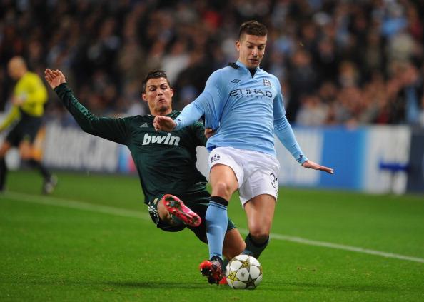 穆勒：卡尔在享受努力提高的过程，同时也在享受比赛的乐趣（穆勒：卡尔既乐于自我精进，也尽情享受比赛乐趣）