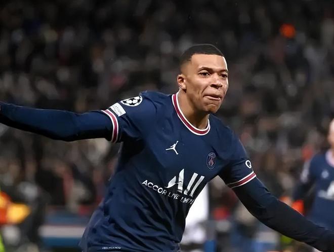 湖凯大战伤病报告：东契奇缺席，斯玛特和杰伦·布朗出战成疑（湖凯之战伤情更新：东契奇无缘登场，斯玛特与杰伦·布朗出战存疑）