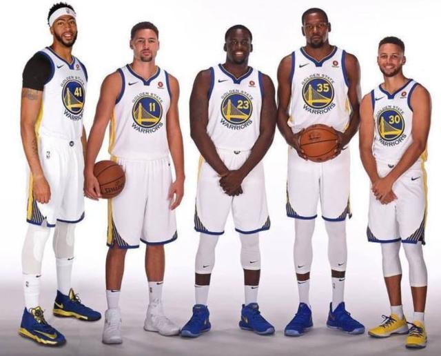 东体：申花像会学习却不会考试的优等生，背负过重的心理负担（东体：申花犹如会学不会考的学霸，心理压力过重）