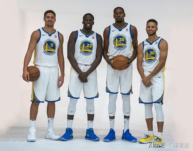 TA：莫斯克拉的贡献远不止是“临时救火”，他完全封锁了凯恩（TA：莫斯克拉并非临时救火，他把凯恩完全锁死）