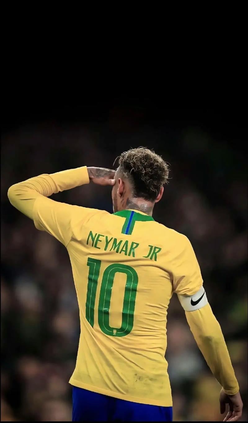 中超联赛总结：积分榜前三分析,（中超赛季回顾：榜单前三深度解析）