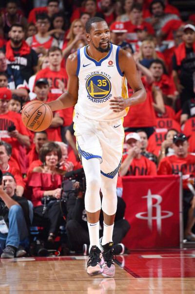 马卡：女足欧国联冠军将获得约40万欧奖金，亚军约25万欧（马卡报：女足欧国联冠军可获约40万欧元奖金，亚军约25万欧元）