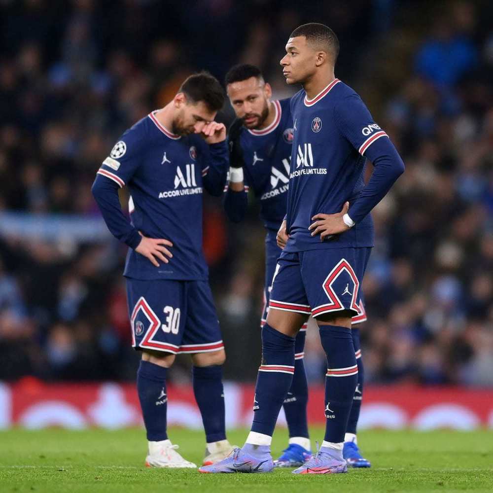 法尔克：赫内斯欣赏施洛特贝克，能否签下要看于帕的续约情况（法尔克：赫内斯看好施洛特贝克，是否引进取决于于帕续约进展）