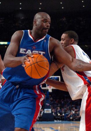 成都vs广岛三箭：费利佩、周定洋出战，德尔加多替补（成都迎战广岛三箭：费利佩、周定洋出战，德尔加多列替补）