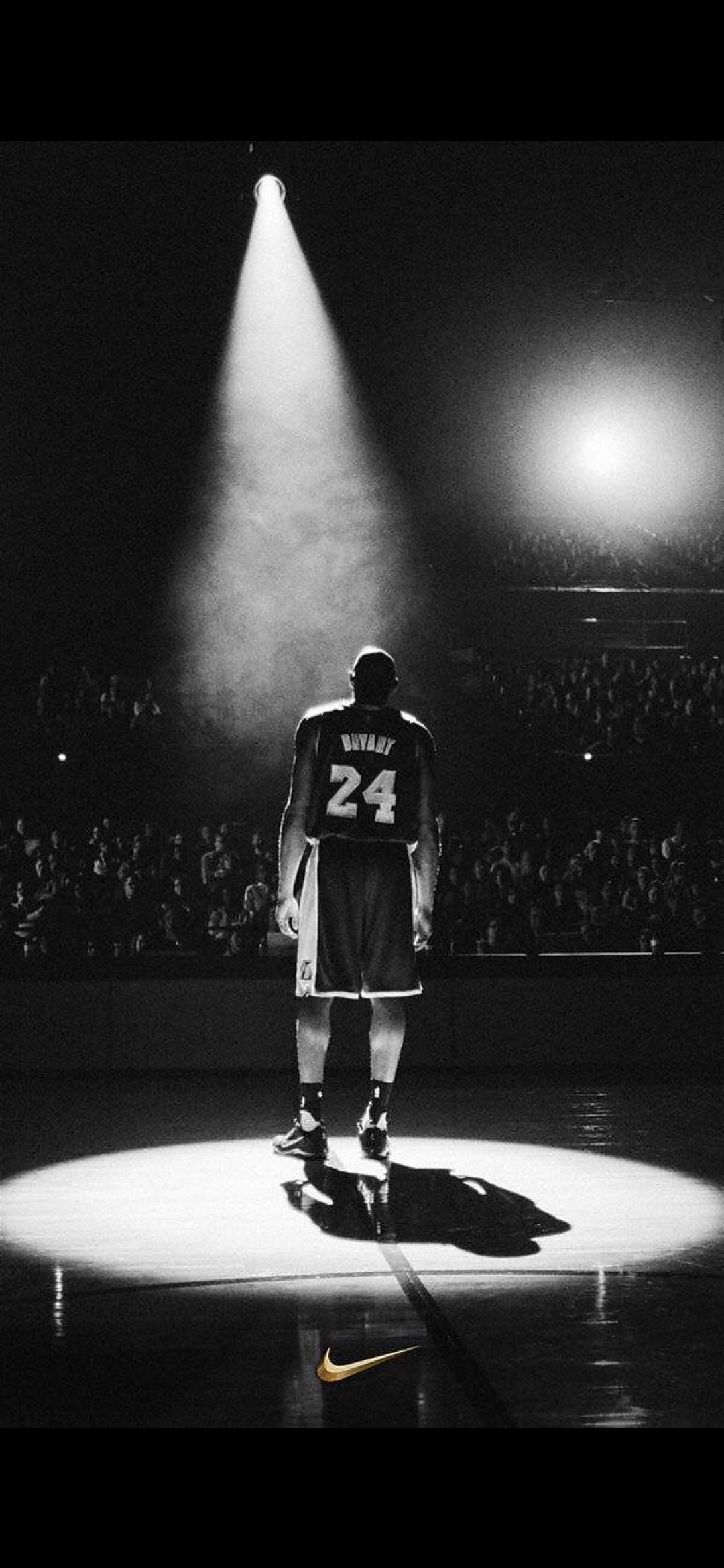 美记：弗拉格近6场三分12中2，中近距离才能让他得心应手（美记：弗拉格近6战三分12投仅2中，中近距进攻才更顺手）