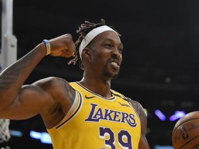 西甲：皇马主场3-0击败皇家贝蒂斯（西甲：皇马主场三球完胜皇家贝蒂斯）