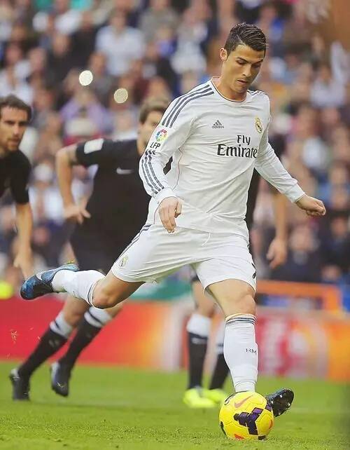 利物浦主场1-1战平升班马桑德兰，迎来赛季首个平局